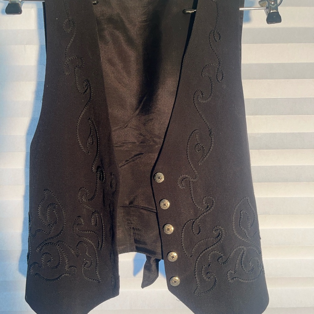 Black Embroidered Button-Front With Beautiful Met… - image 4